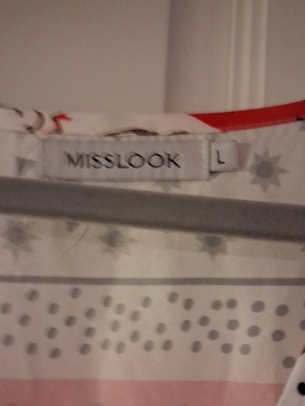 MISSLOOK White Maxi Dress with Border Print - Picture 5 of 6
